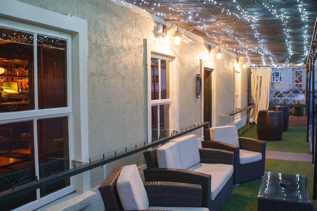 Готель Giltraps Townhouse & Glamping Kinnitty Екстер'єр фото